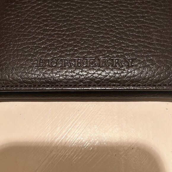 Burberry Unisex Bifold Card Case Coin Pouch Brown Pebbled Leather Minimalist - Picture 3 of 12